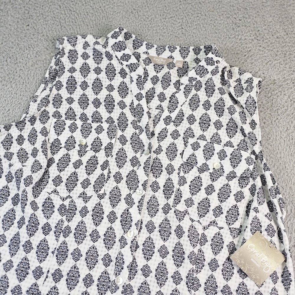 Coral Bay Shirt Womens 3X White Geometric Sleeveless Button Front Border Print‎